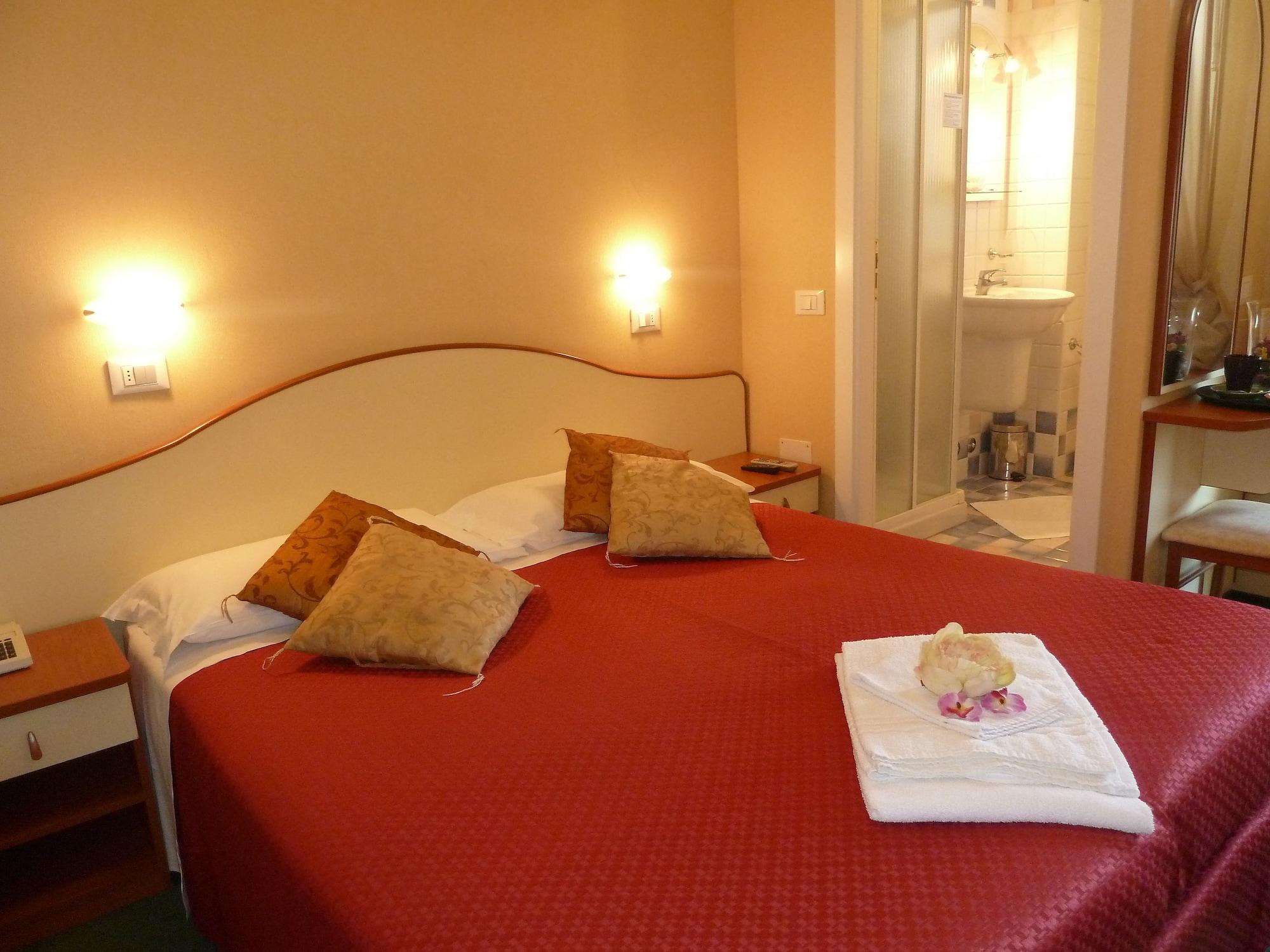 Hotel Crosal Ρίμινι Εξωτερικό φωτογραφία